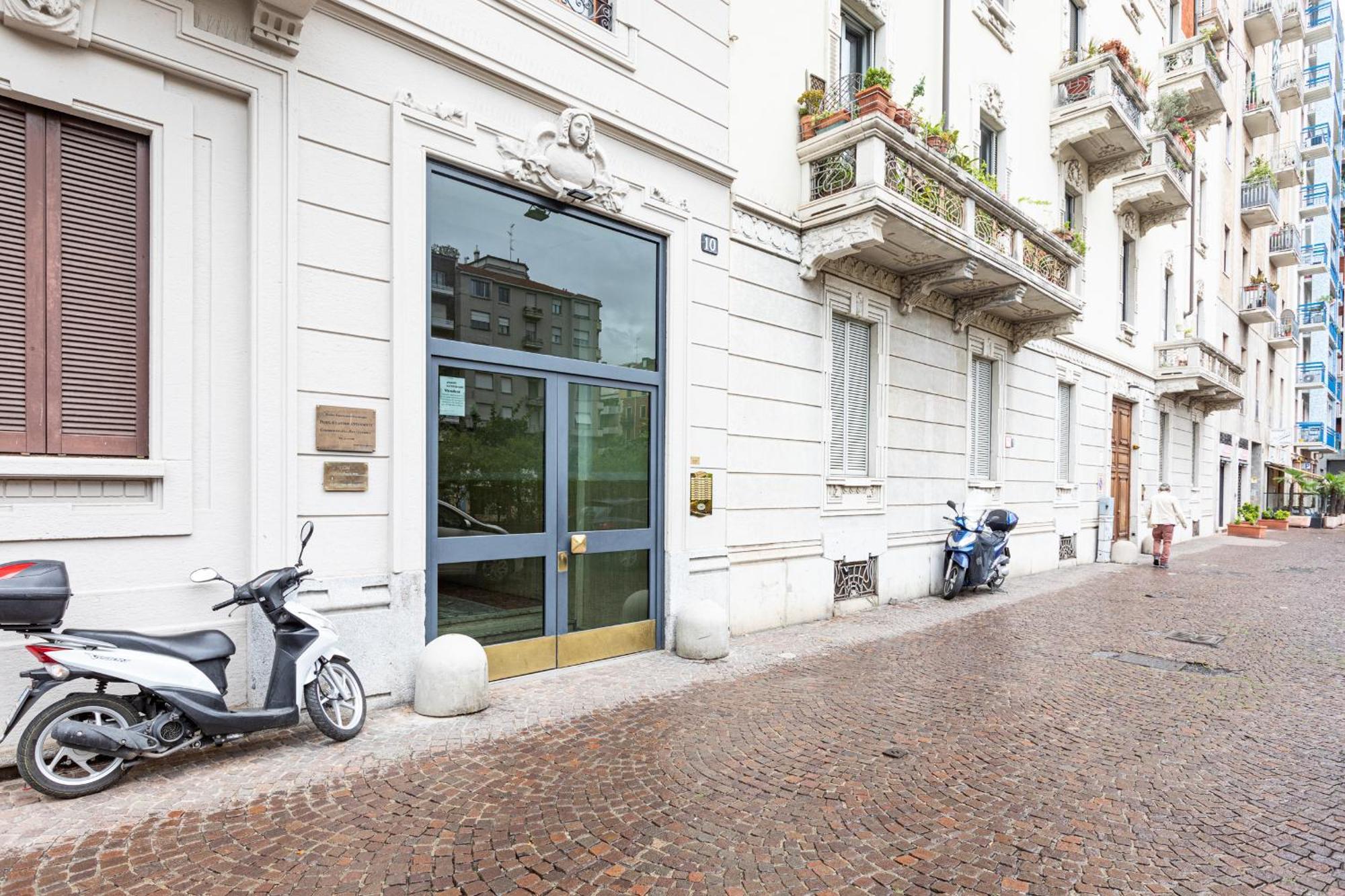 Piazza Gramsci Amazing Apartment With Balcony - Top Collection Milan Exterior photo