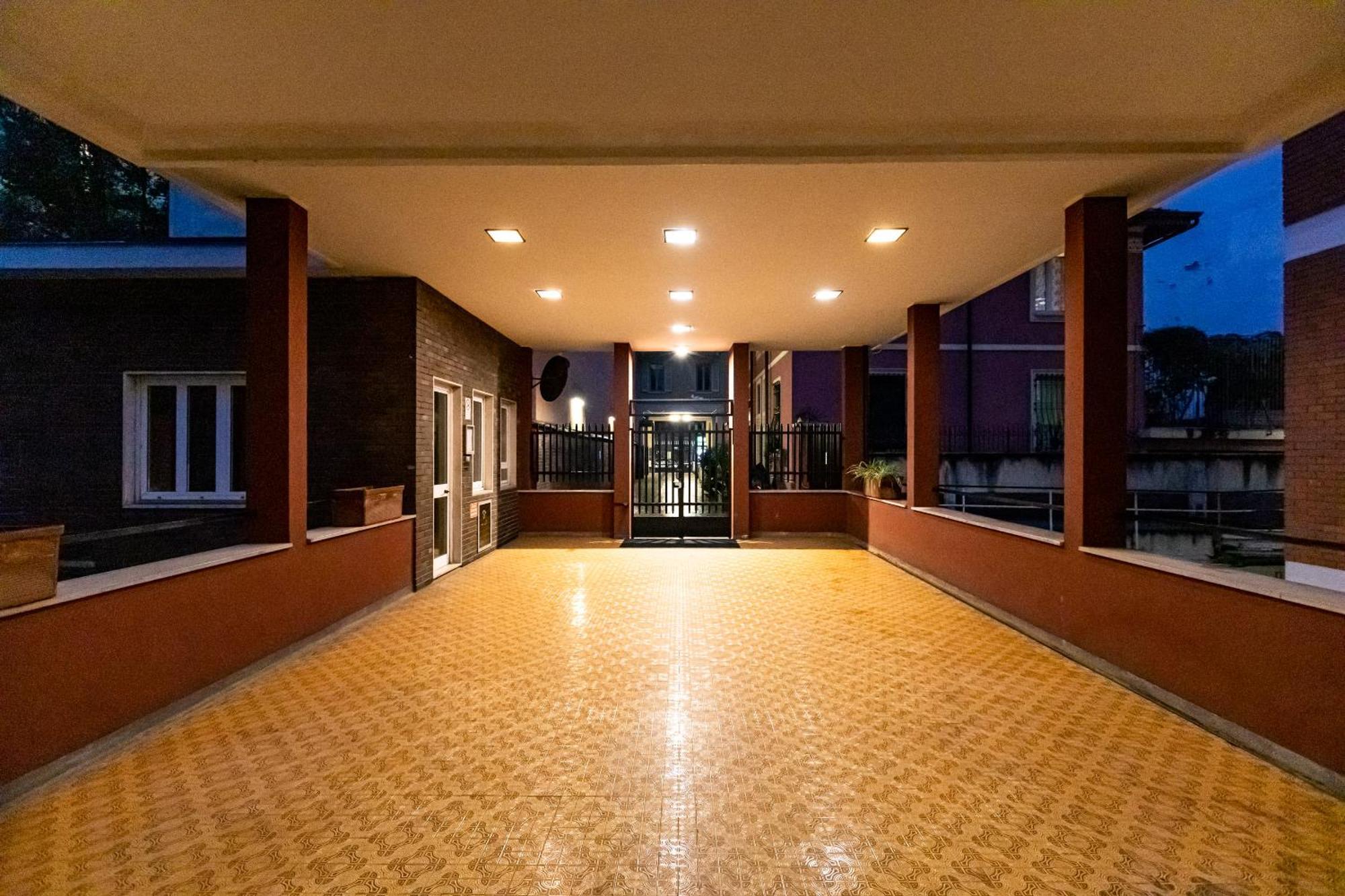 Piazza Gramsci Amazing Apartment With Balcony - Top Collection Milan Exterior photo
